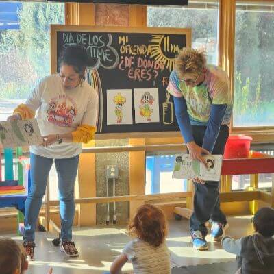 dia storytime 400×400